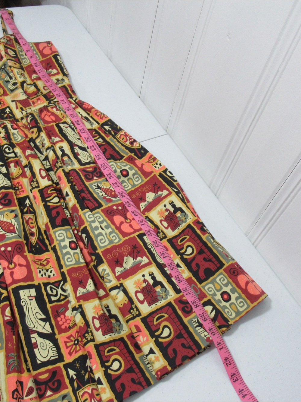 Pinup Couture Tiki-style novelty print Dress Size Large - Picture 5 of 13